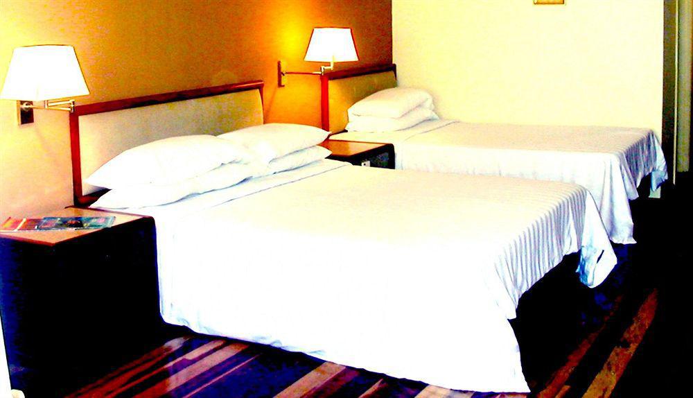 Duta Sands Beach Resort Kuantan Kamer foto